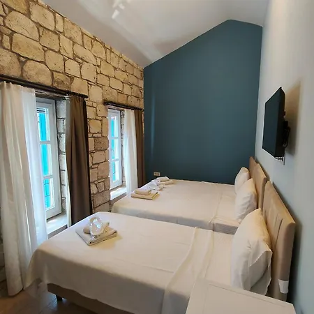 Kervan Yazgülü Otel *